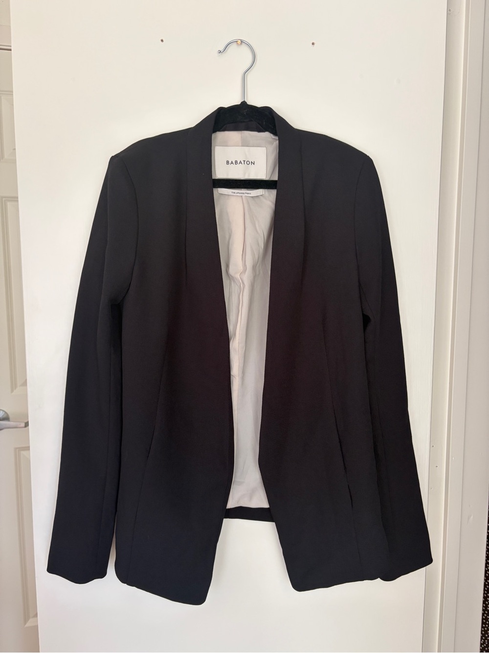 Aritzia Babaton Black Open-Front Tailored Blazer Size 00